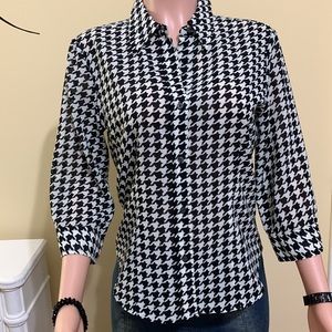 🥀Sheer button down collard houndstooth shirt🥀